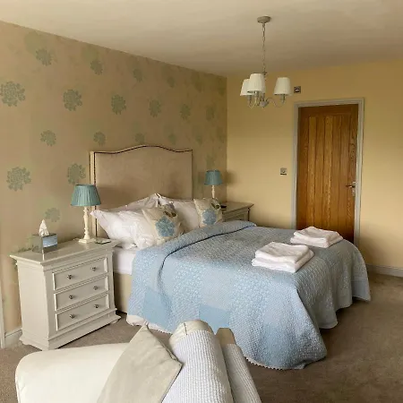 The Gables Bed & Breakfast-2